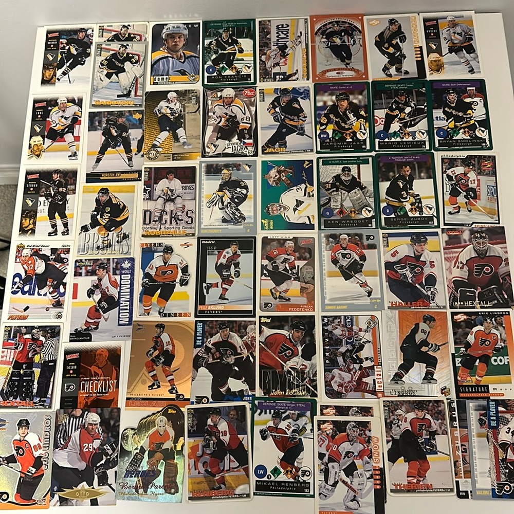 Lot of 54 Vintage Pittsburgh Penguins & Philadelphia Flyers Hockey NHL Cards